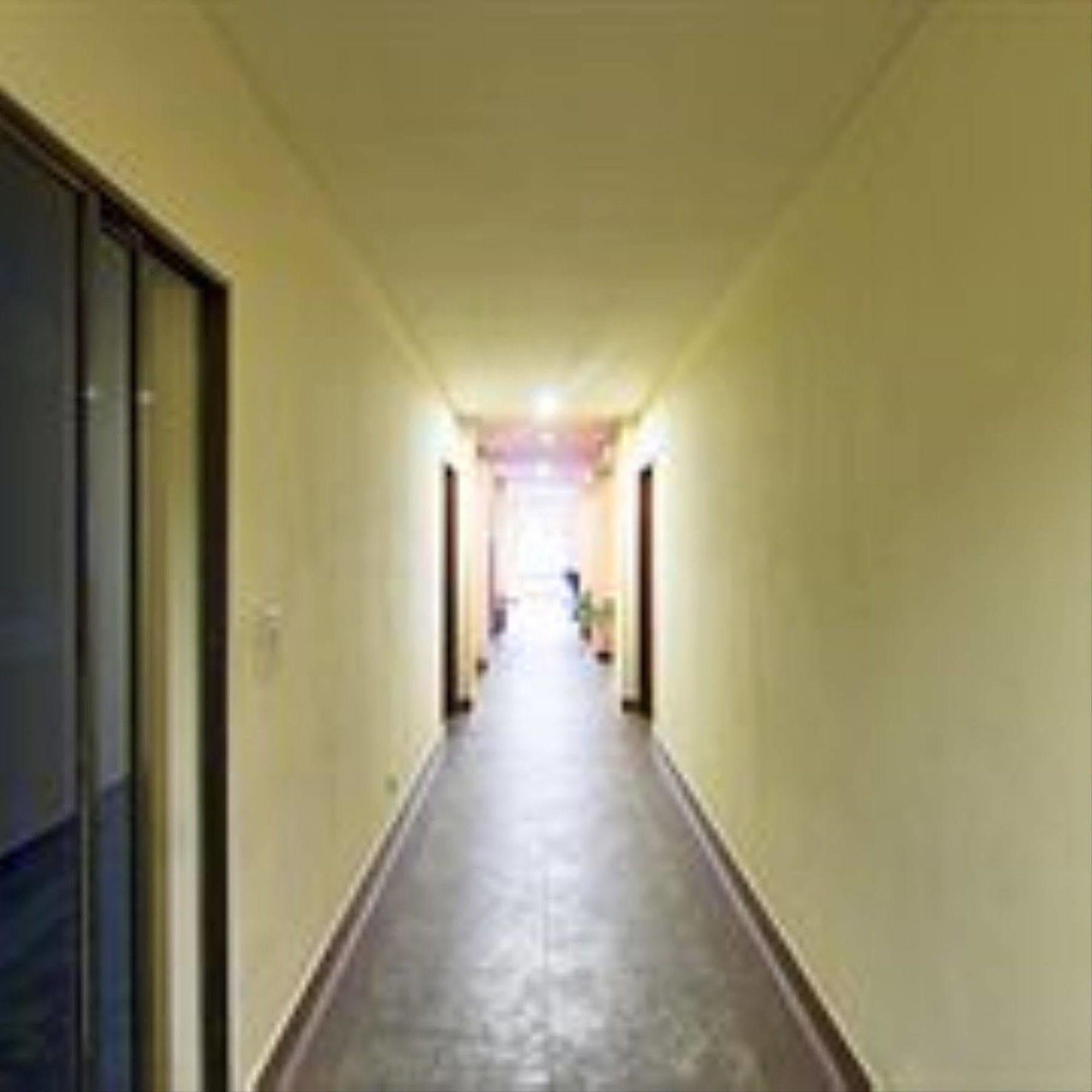 G Eleven Hotel Phnom Penh Exterior foto